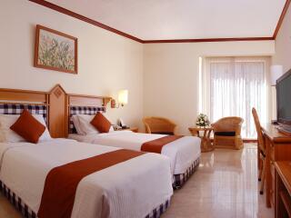 The Edgewater Resort & Spa