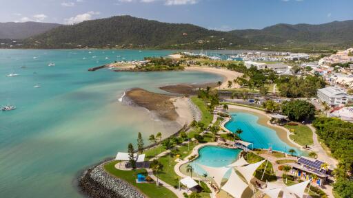 Tourism and Events Queensland Airlie Beach Lagoon