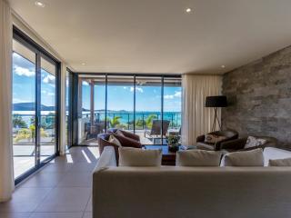 Penthouse Lounge Area