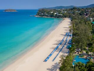 Kata Noi Beach