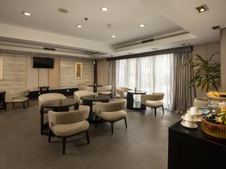 VIP Lounge
