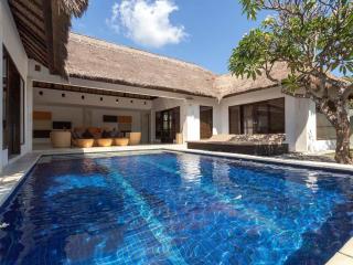 3 Bedroom Villa - Swimming Pool