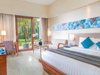 Deluxe Garden View Room