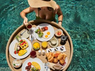 Floating Breakfast