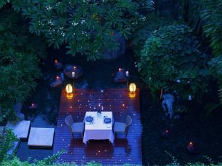 Garden Lounge