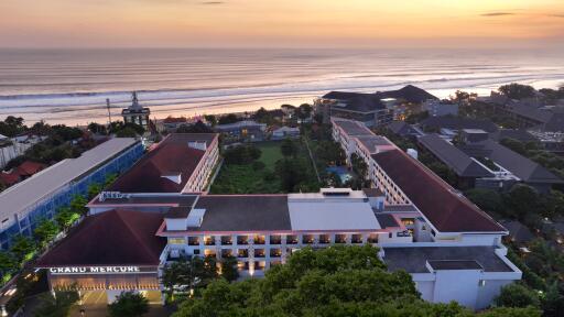 Grand Mercure Bali Seminyak
