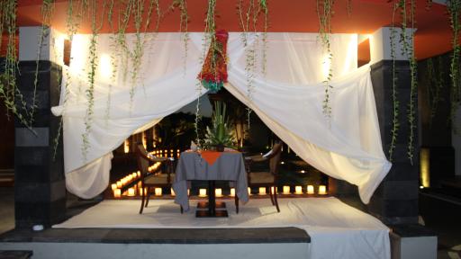 Candle Light Dinner Set Up