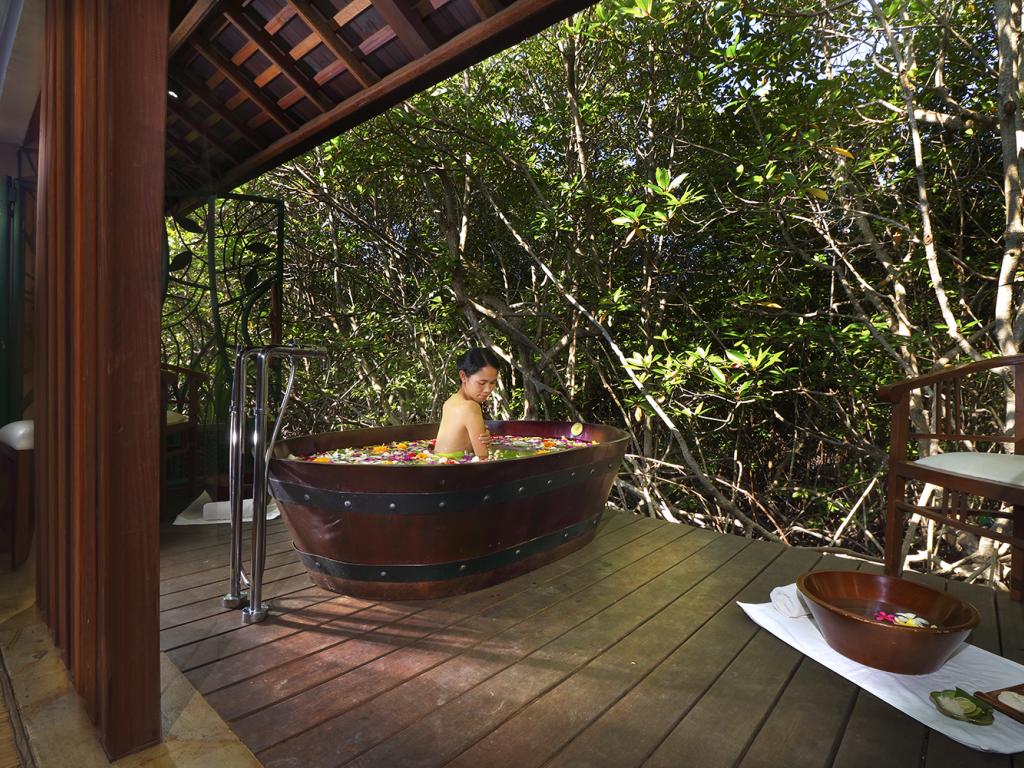 Mimpi Resort Menjangan Banyuwedang Accommodation Bali - 