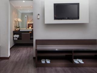 3 Bedroom Loft - Upstairs Bedroom