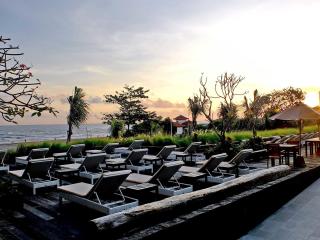 Sun loungers