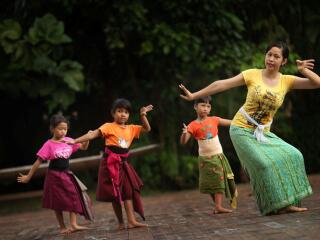 Balinese Dance Class