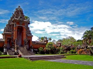 Taman Ayun Temple