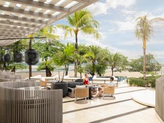 Padma Resort Legian - SKAI Bar & Grill