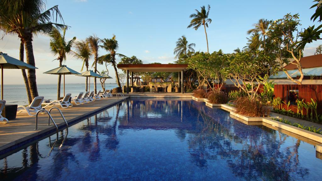 Beach Front Pool