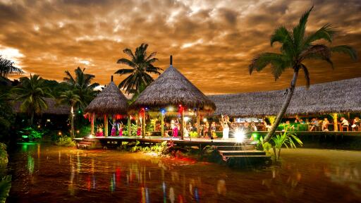 Te Vara Nui Over-Water Night Show & Dinner