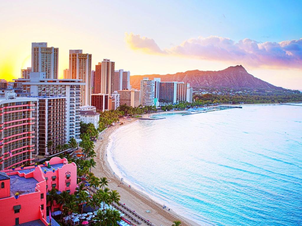 This Image Of The Left Side Of 5 Nights Stay At Hawaii Free Blogging Tools This Image Of The Left Side Of 5 Nights Stay At Hawaii Free Blogging Tools