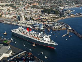 Fremantle Port and Cruise Ship