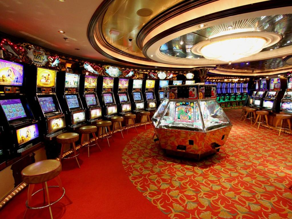 Radiance Of The Seas Cruise Ship Facilities Royal Caribbean Radiance Of The Seas Cruise Ship Facilities Royal Caribbean
