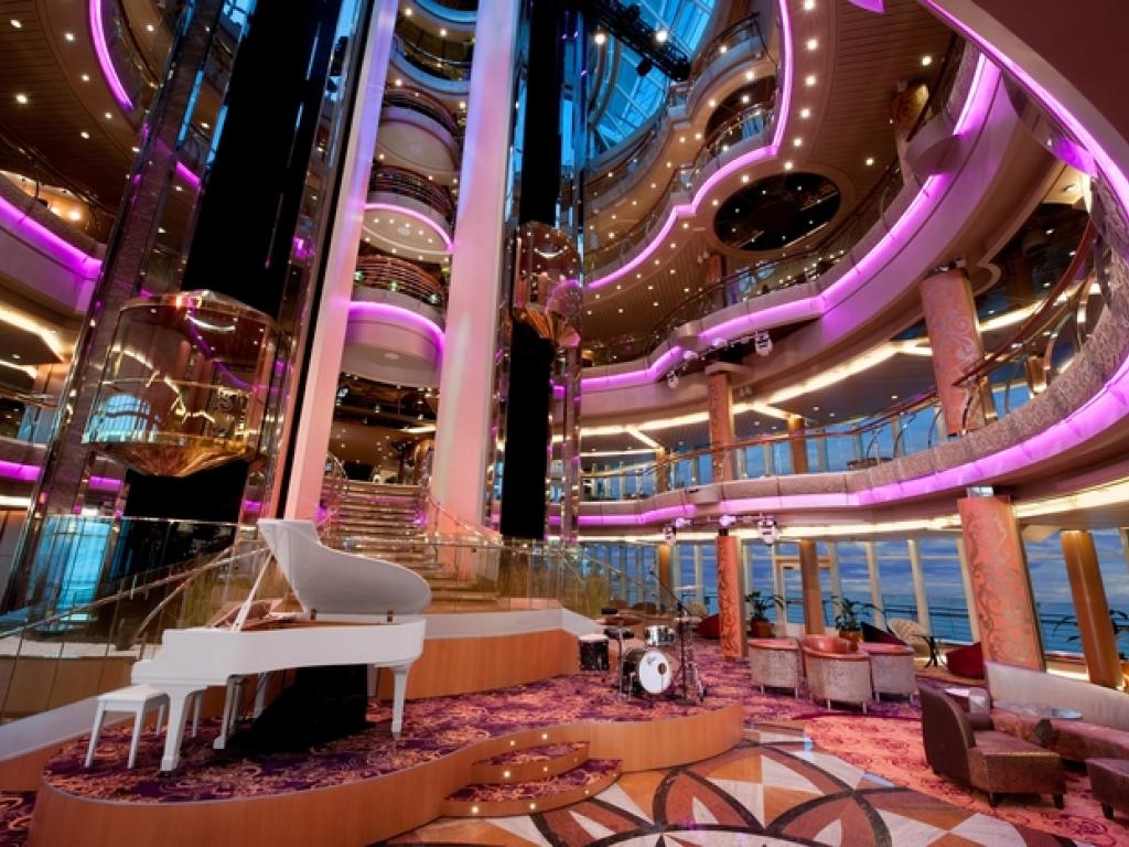 Serenade of the Seas | Cruise Ship Facilities | Royal Caribbean
