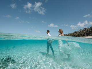 Pacific-Resort-Rarotonga-Weddings-Trash-the-Dress