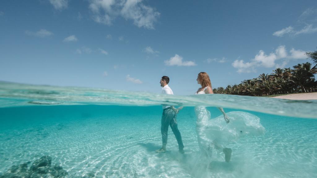Pacific-Resort-Rarotonga-Weddings-Trash-the-Dress