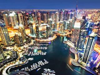 Bur Dubai by Night