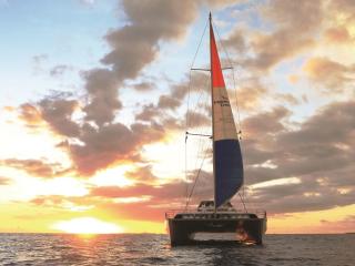 Sunset Cruise - Fiji One at sunset