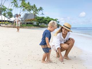 Lagoon Beach Family Fun