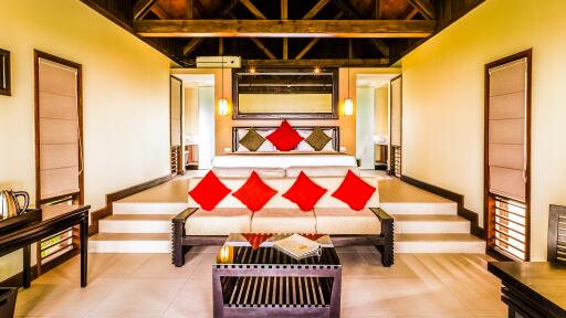 Beachfront Plunge Pool Bure