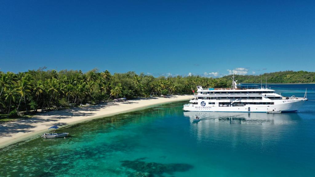Nanuya Lailai - Private Beach