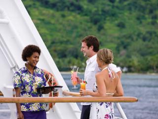 MV Reef Endeavour Afternoon Drinks