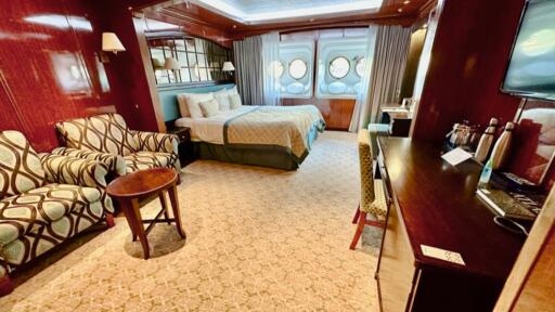 MS Caledonian Sky Standard Suite