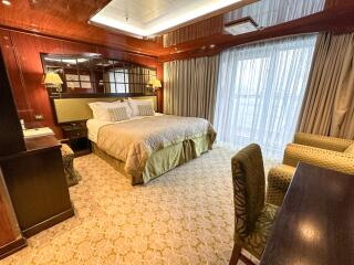 MS Caledonian Sky Deluxe Balcony Suite