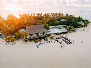 Beachcomber Island Resort