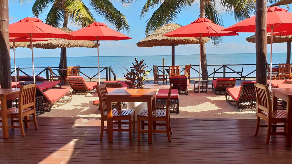 Ramada Suites By Wyndham Wailoaloa Beach Fiji Packages