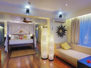 Beachfront Pool Suite