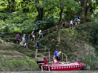 Sigatoka River Safari - Walk up to Village