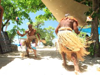 South Sea Island Cruise - Culture