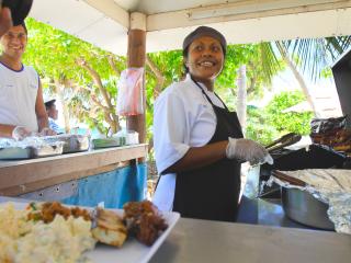 South Sea Island Cruise - Lunch