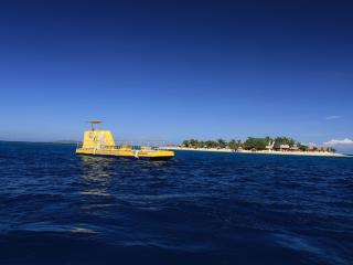 South Sea Island Cruise - Semi Submersible