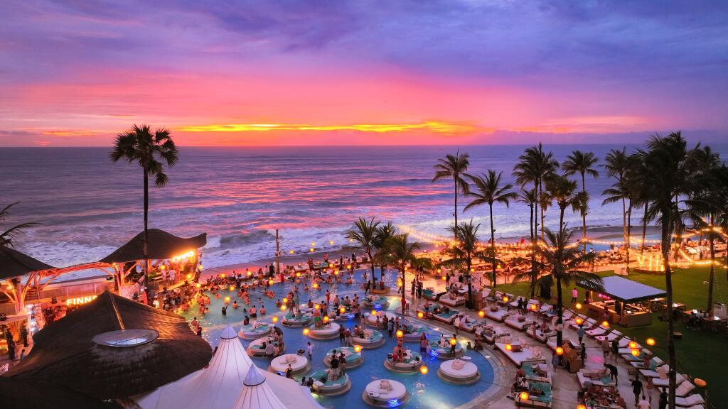 FINNS Beach Club
