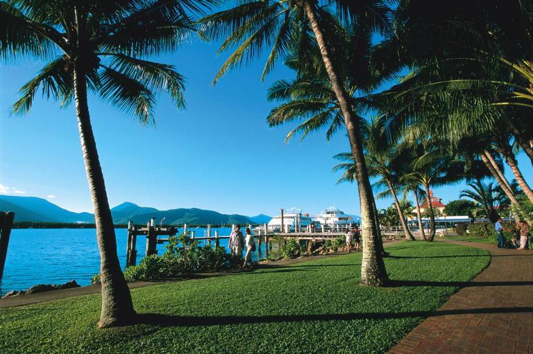 The Esplanade Cairns