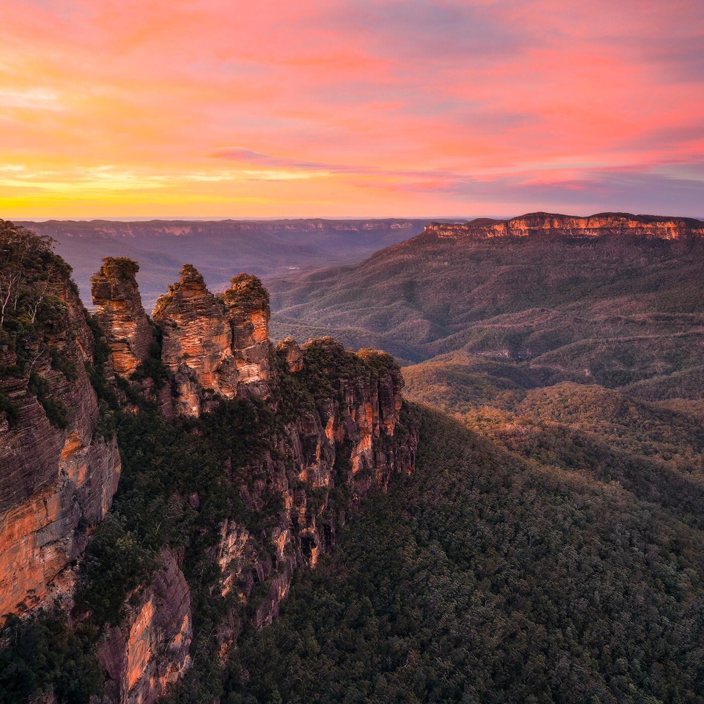 Three Sisters Blue Mountains Destination NSW
