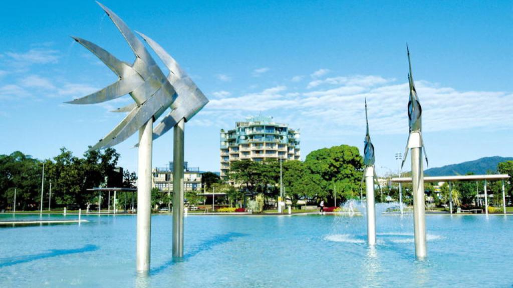 Cairns Holidays on The Esplanade