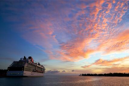 Hawaii Cruise Ship