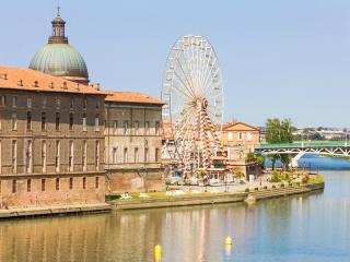 Toulouse and The Garonne River