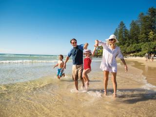 Coolangatta - Tourism and Events Queensland