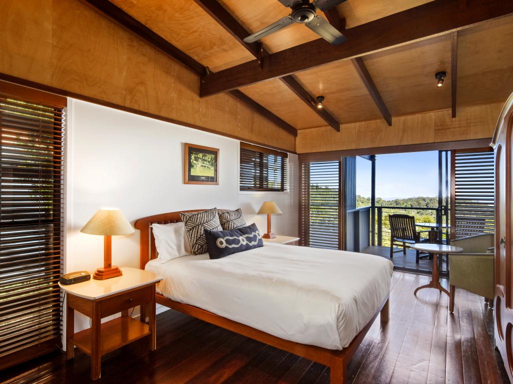 O'Reilly's Rainforest Retreat Gold Coast Hinterland Resort Getaway