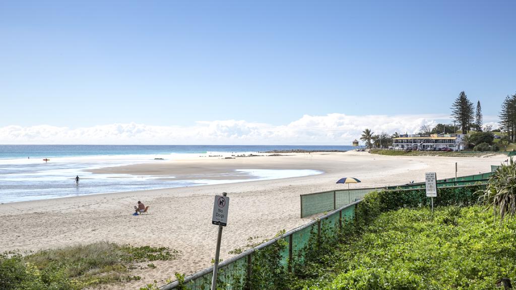 Coolangatta Beach & Greenmount Surf Club