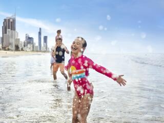 Family - Tourism & Events Queensland